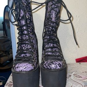 Purple traitor boots